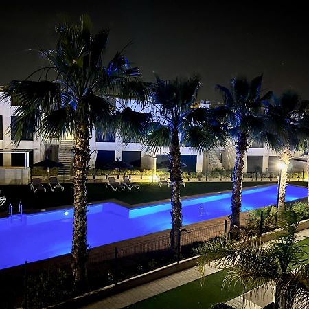 Punta Prima Villa 3 Bedrooms And Solarium Sea View Torrevieja Eksteriør billede