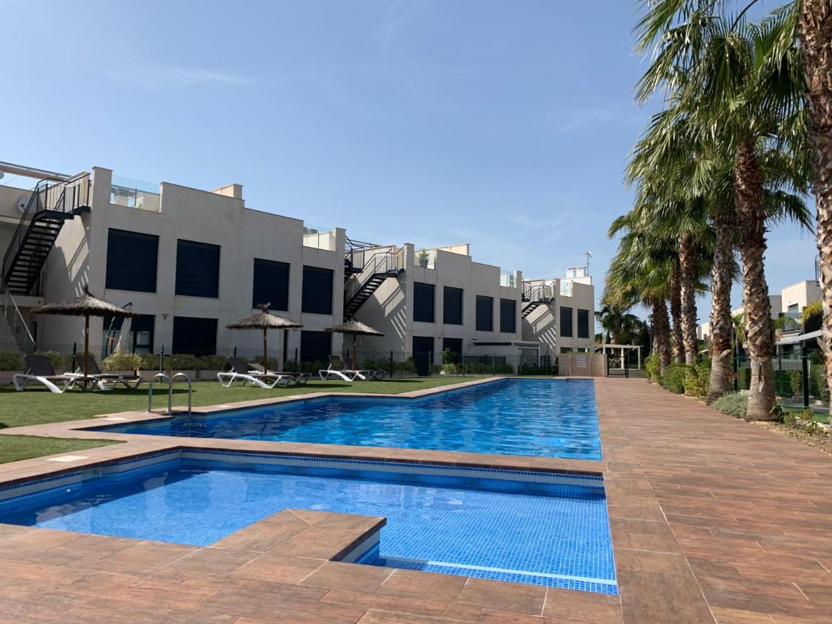 Punta Prima Villa 3 Bedrooms And Solarium Sea View Torrevieja Eksteriør billede